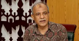 চলতি মৌসুমে সারের ঘাটতি নেই: কৃষি উপদেষ্টা